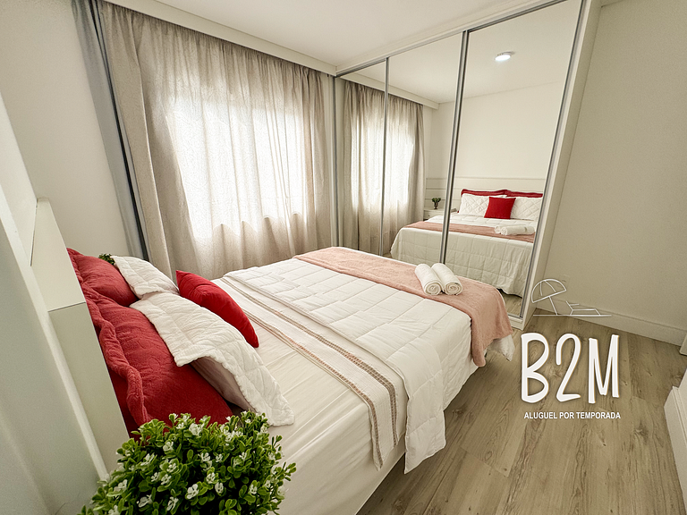 Amplo apartamento com vista mar
