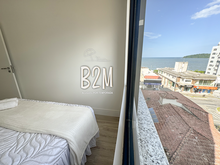 Amplo apartamento com vista mar