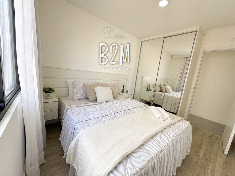 Amplo apartamento com vista mar