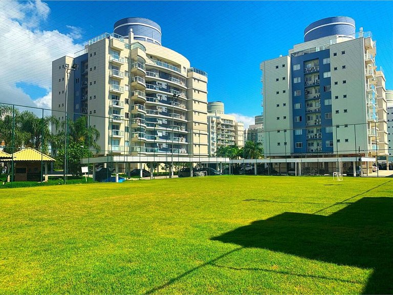 Apartamento com vista mar, churrasqueira e piscina