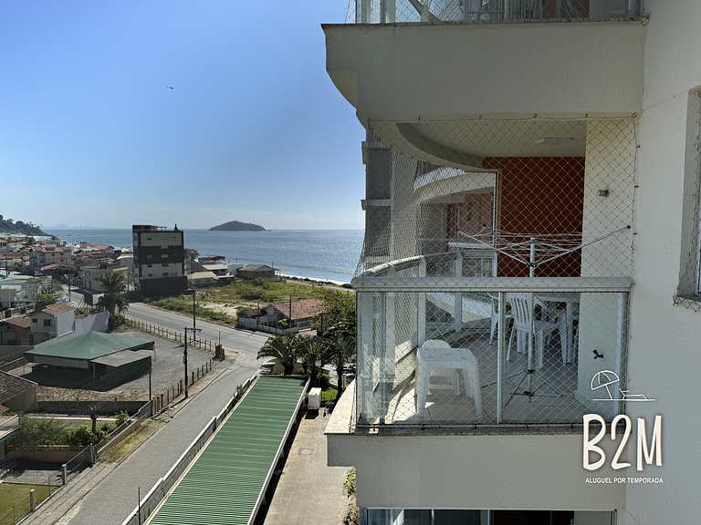 Apartamento com vista mar, churrasqueira e piscina