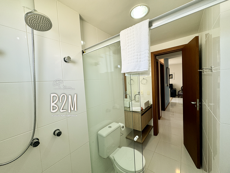 Apartamento com vista mar, churrasqueira e piscina