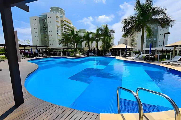 Beto Carrero, 2 piscinas, praia, espaço kids