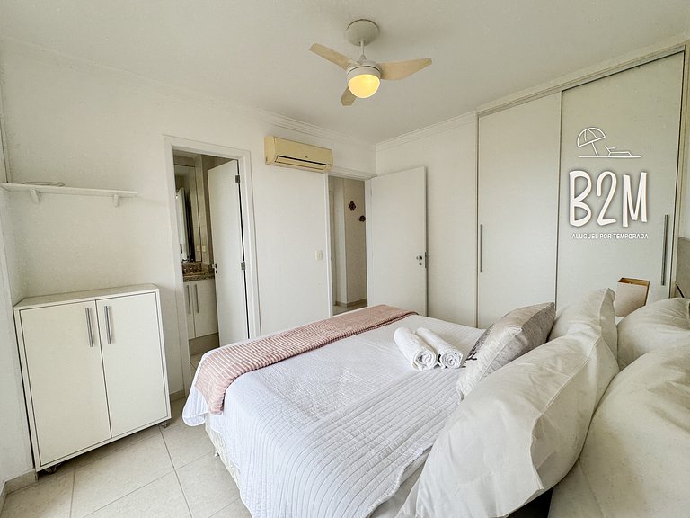 Amplo apartamento no coração da Cidade, quadra mar