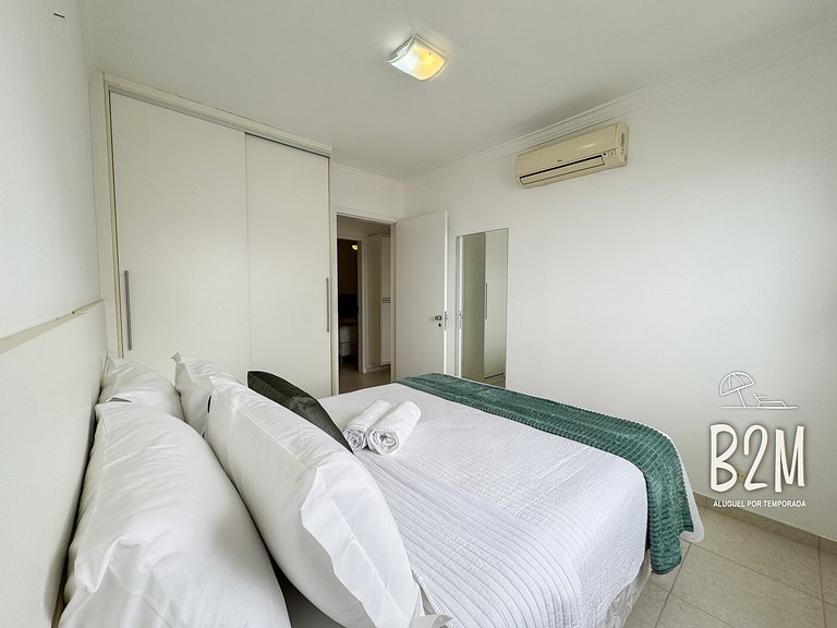 Amplo apartamento no coração da Cidade, quadra mar