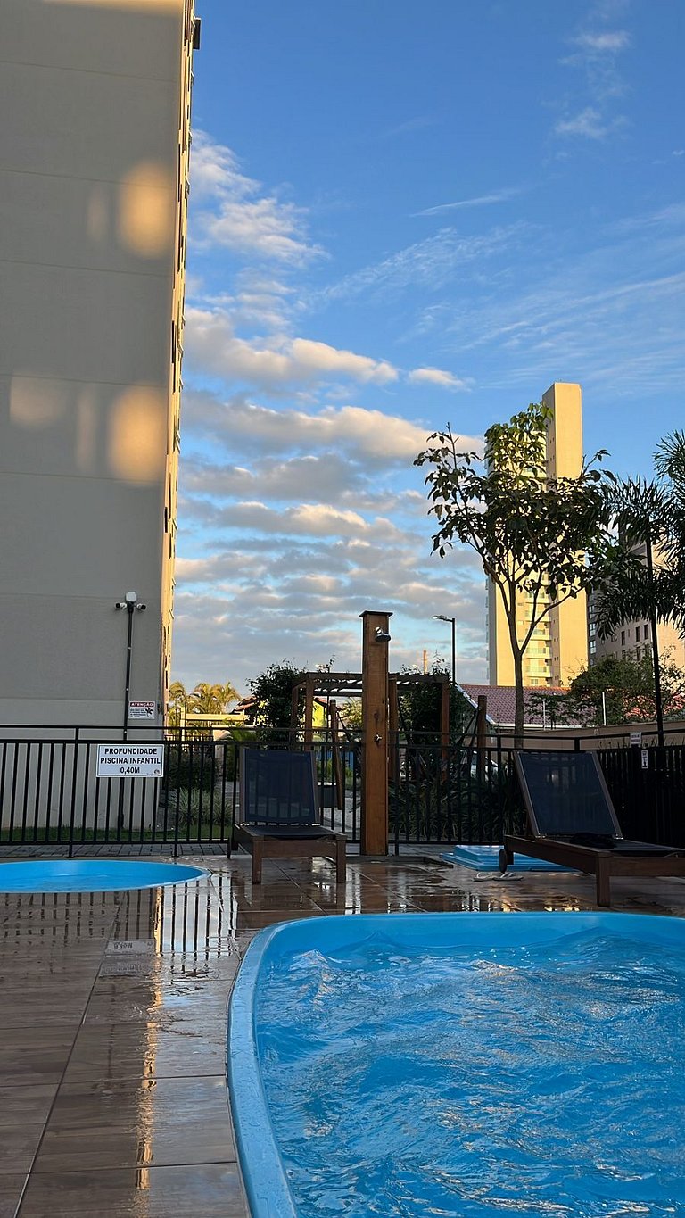 Piscina, praia e lazer para toda família