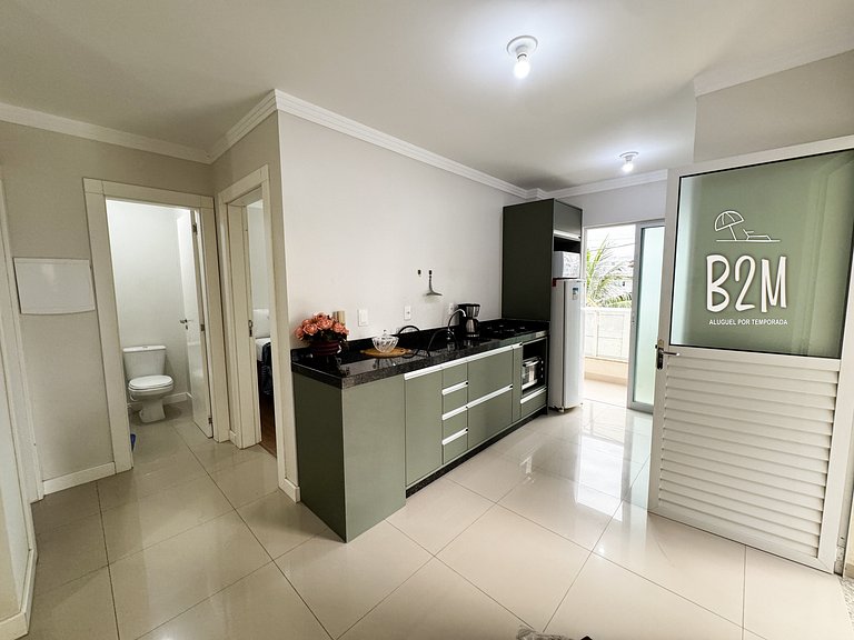 Apartamento com churrasqueira, praia Perequê