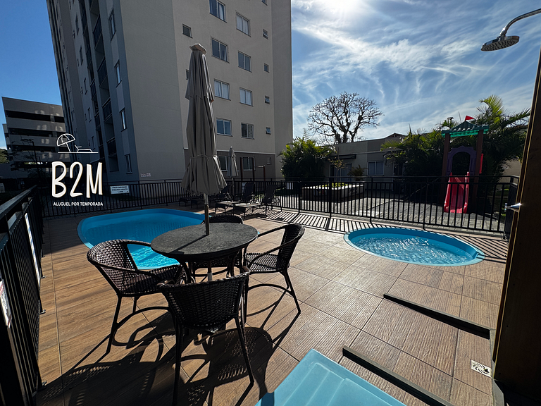 Piscina, praia e lazer para toda família