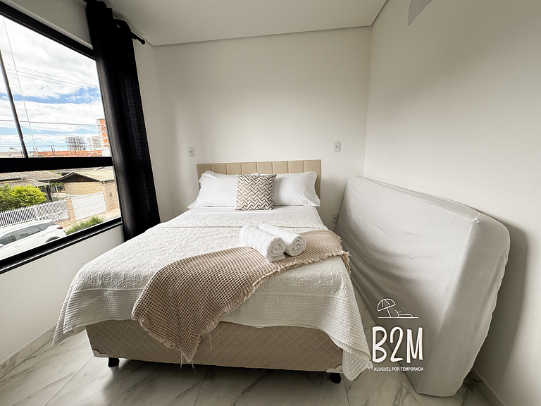 Aconchegante apartamento, jacuzzi e churrasqueira