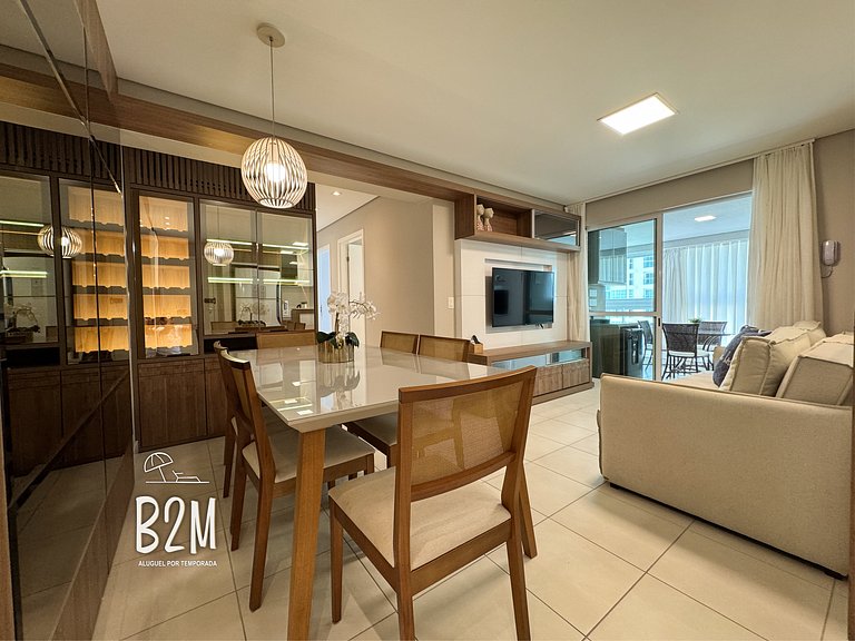 Pé na areia, piscina borda infinita, homeclub Bali