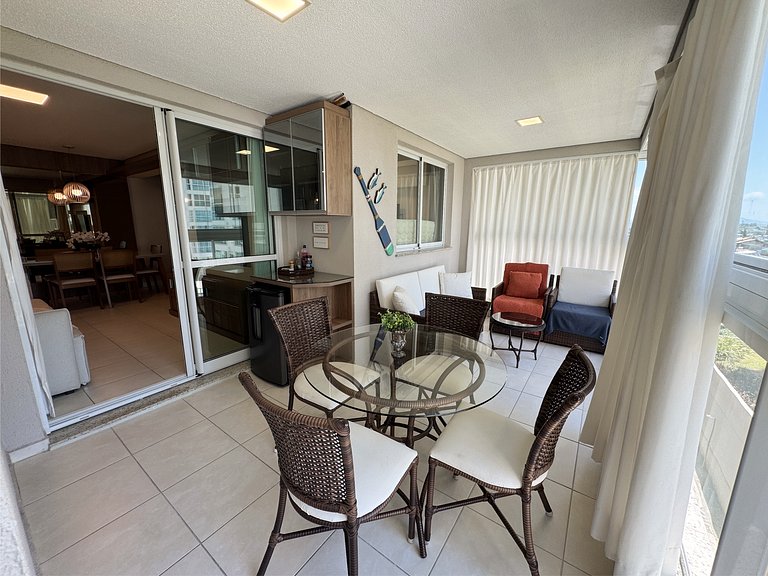 Pé na areia, piscina borda infinita, homeclub Bali