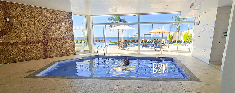 Pé na areia, piscina borda infinita, homeclub Bali