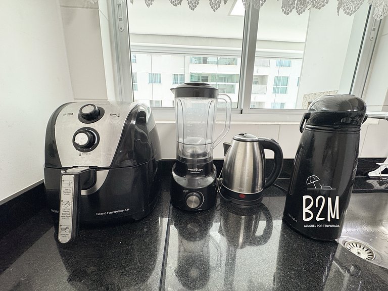 Homeclub beira-mar, piscina borda infinita