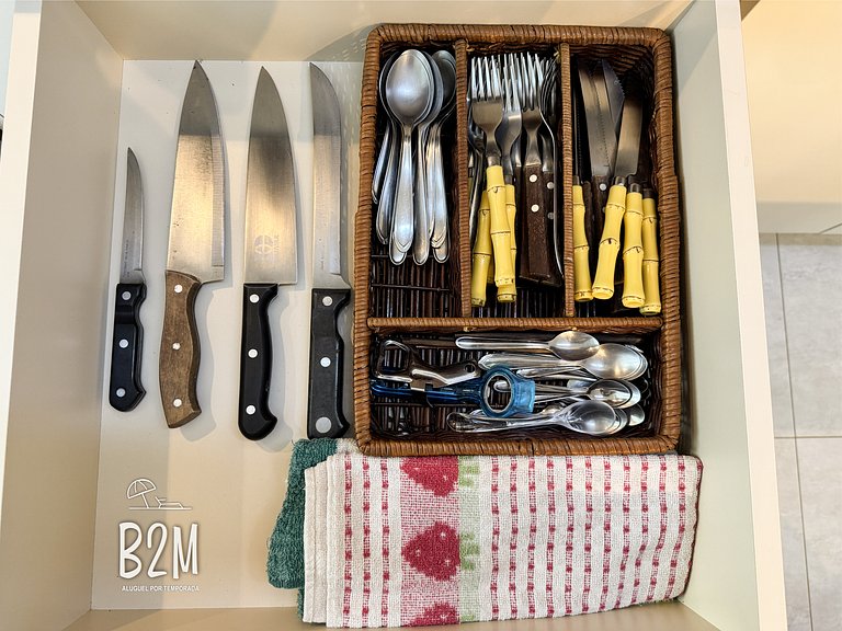 Beto Carrero, Homeclub com piscina + 2 garagem