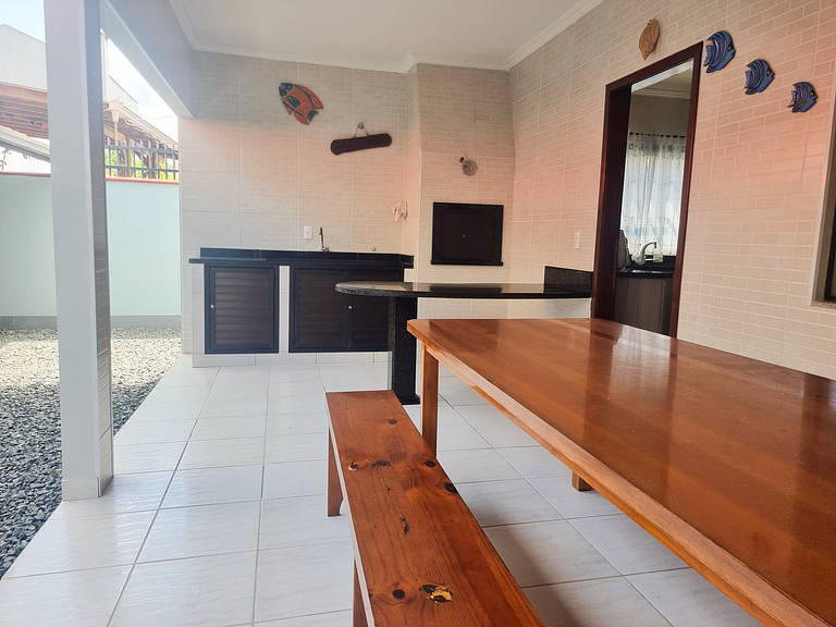 Casa de praia com churrasqueira