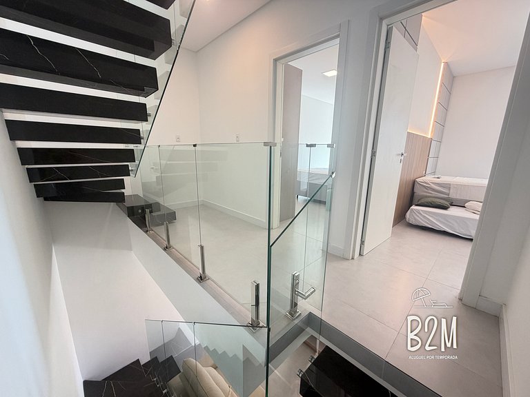 Triplex com jacuzzi, vista mar, churrasqueira