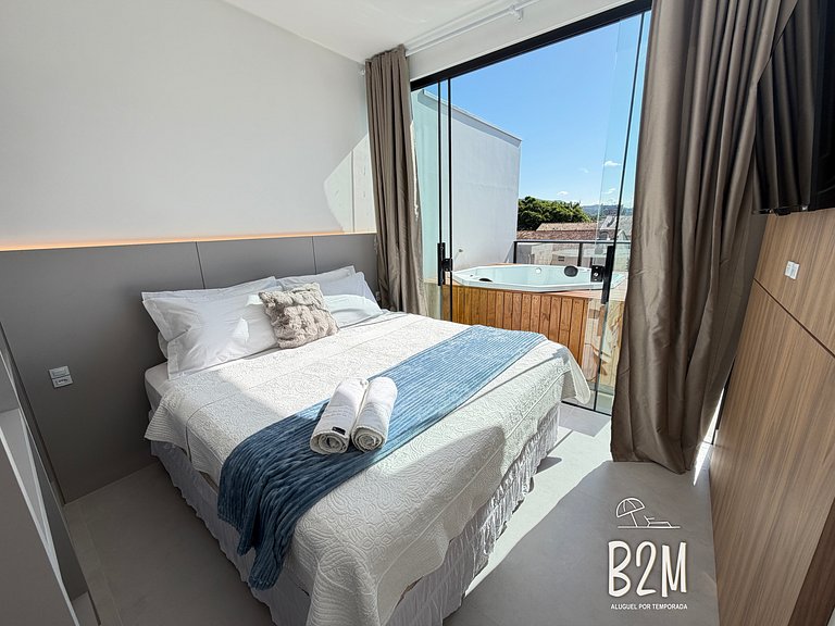 Triplex com jacuzzi, vista mar, churrasqueira