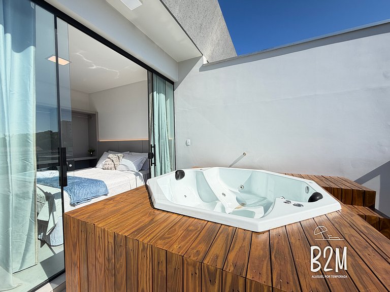 Triplex com jacuzzi, vista mar, churrasqueira