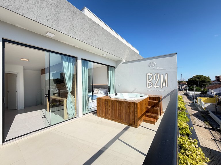 Triplex com jacuzzi, vista mar, churrasqueira