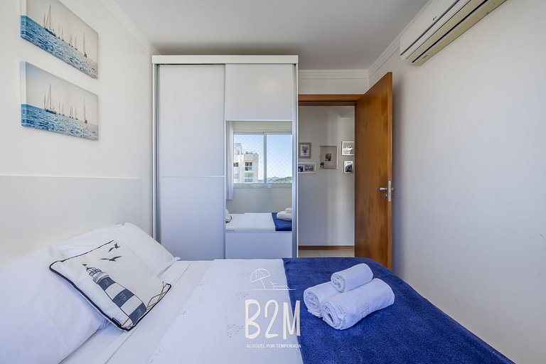 Piscina com bar molhado, praia, Beto Carrero