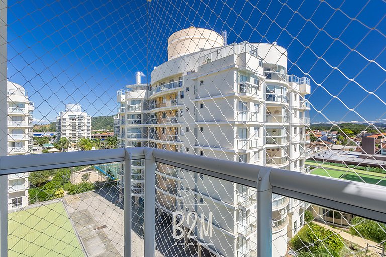 Piscina com bar molhado, praia, Beto Carrero