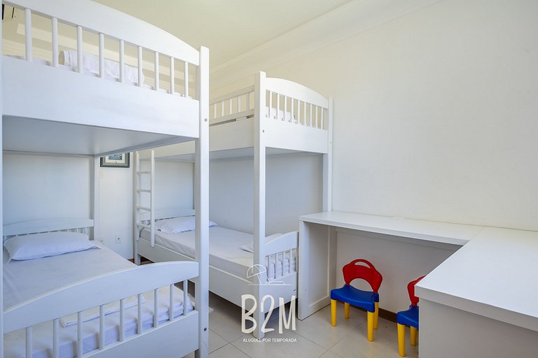 Piscina com bar molhado, praia, Beto Carrero