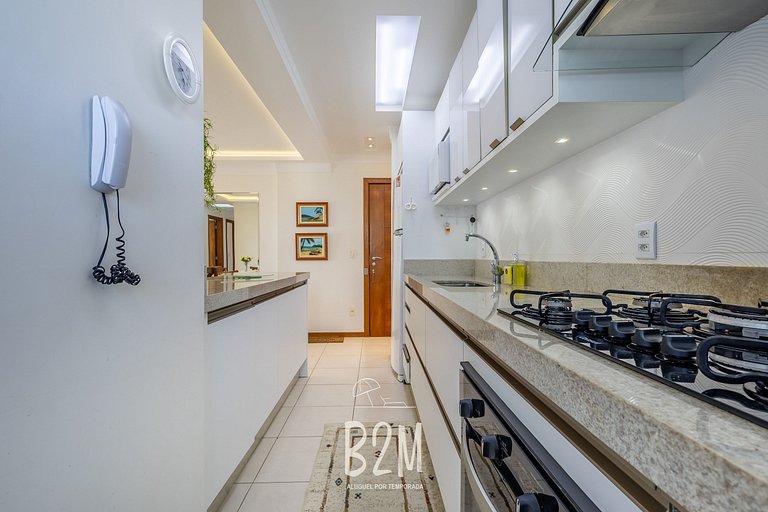 Piscina com bar molhado, praia, Beto Carrero