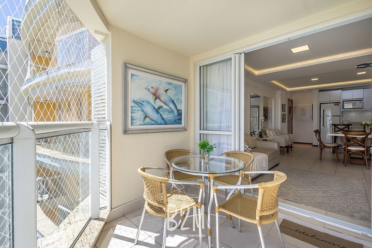 Piscina com bar molhado, praia, Beto Carrero