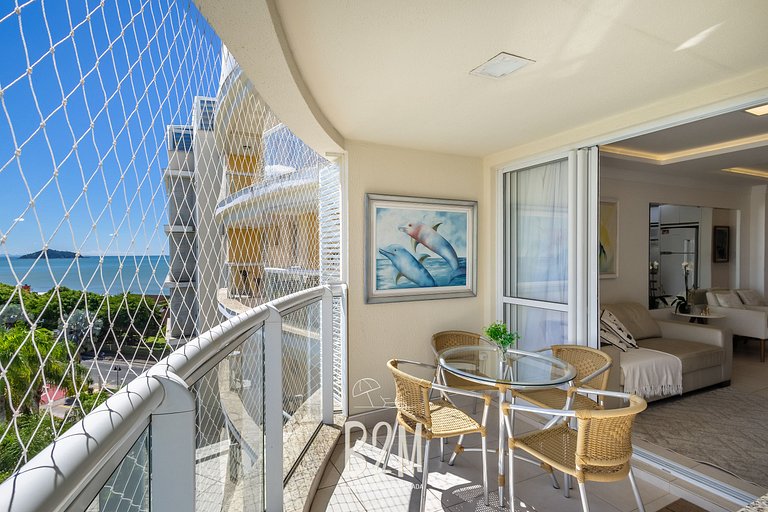 Piscina com bar molhado, praia, Beto Carrero