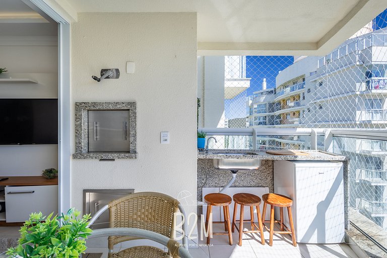 Piscina com bar molhado, praia, Beto Carrero