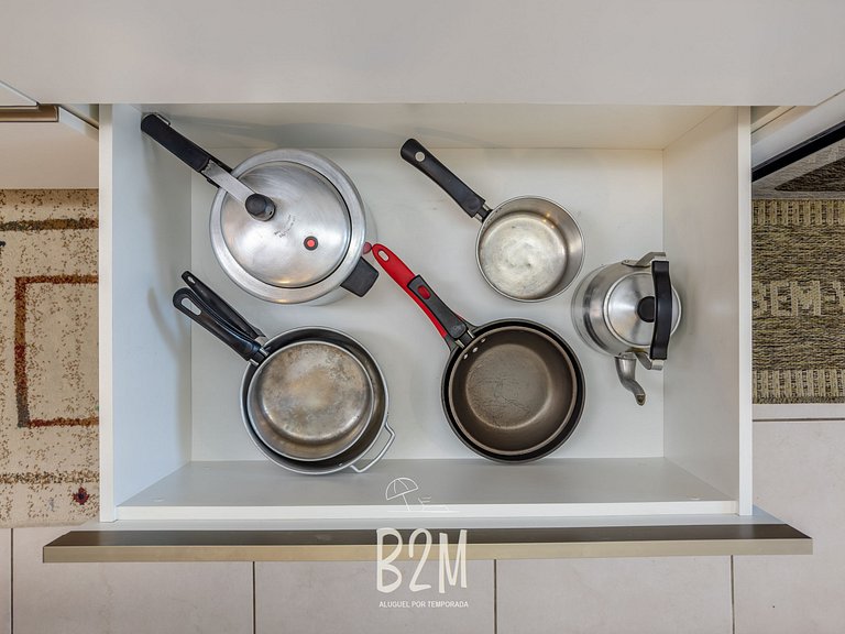 Piscina com bar molhado, praia, Beto Carrero