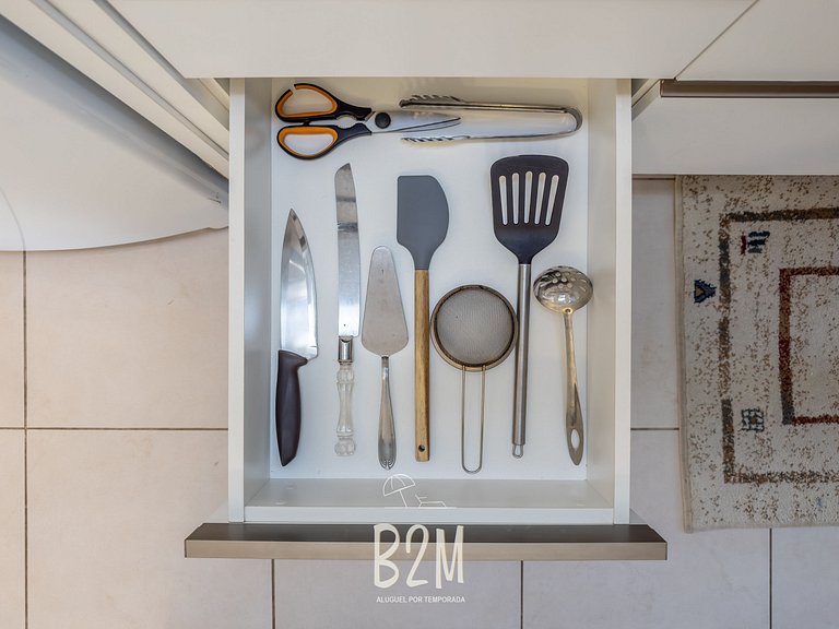 Piscina com bar molhado, praia, Beto Carrero