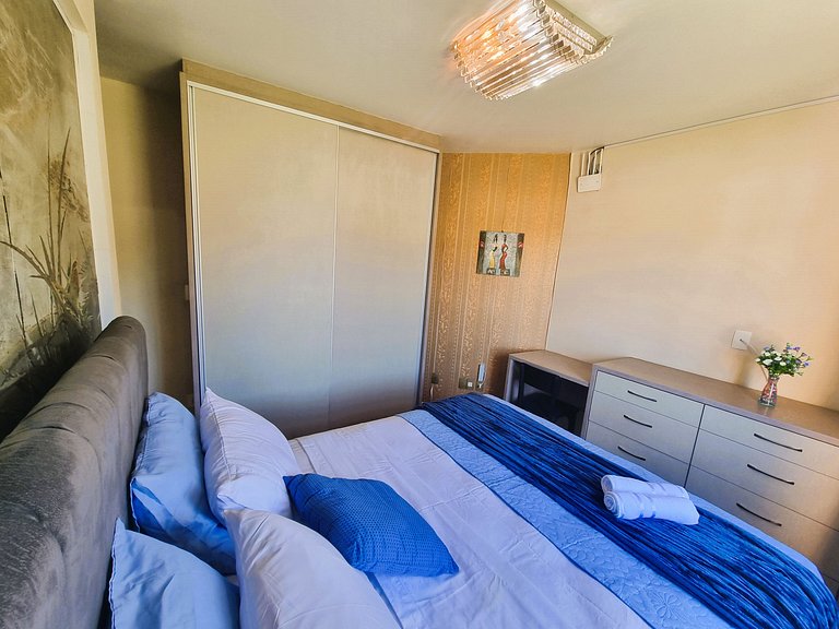 Amplo apartamento no centro da cidade