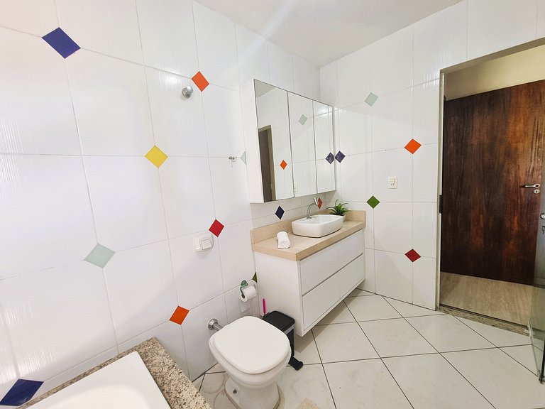 Amplo apartamento no centro da cidade