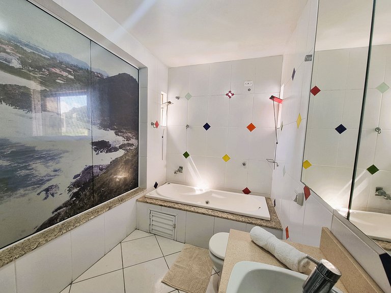 Amplo apartamento no centro da cidade