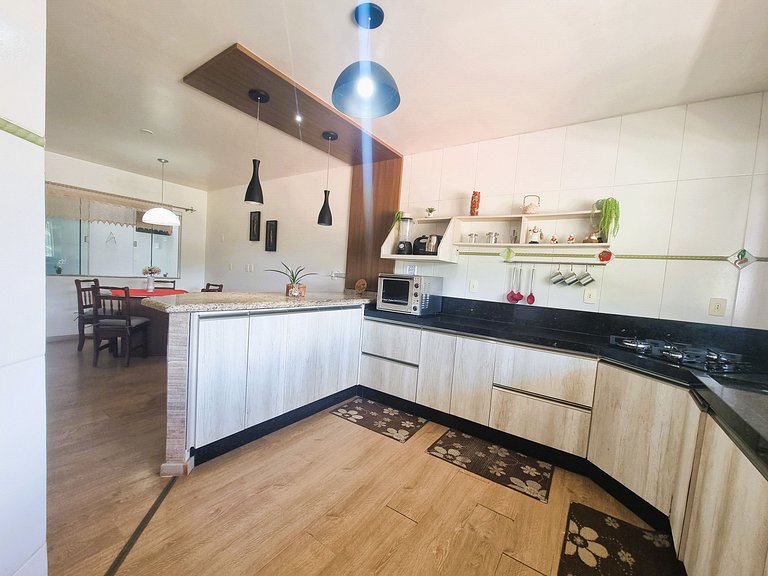 Amplo apartamento no centro da cidade