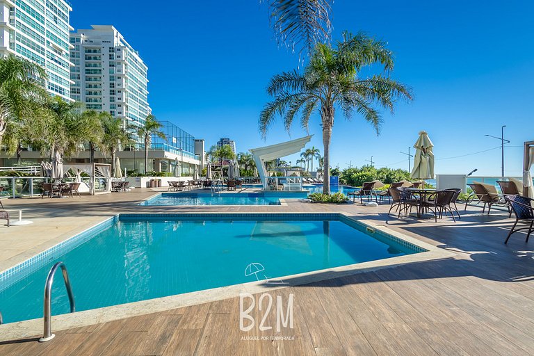 Homeclub beira-mar, piscina borda infinita