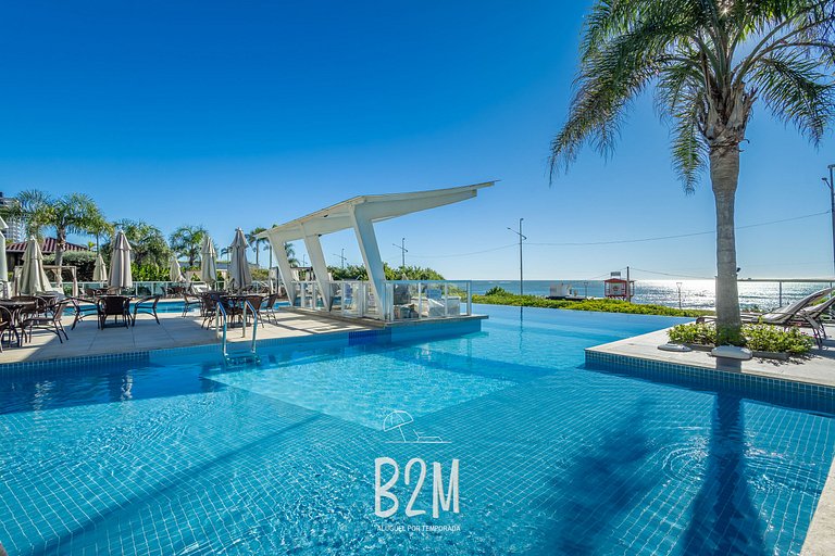 Homeclub beira-mar, piscina borda infinita