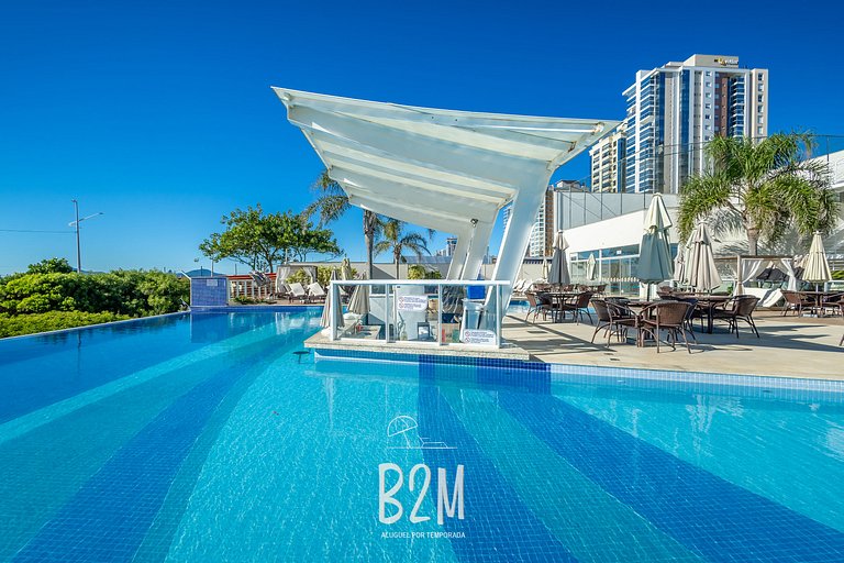 Homeclub beira-mar, piscina borda infinita