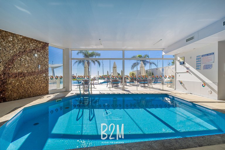 Homeclub beira-mar, piscina borda infinita