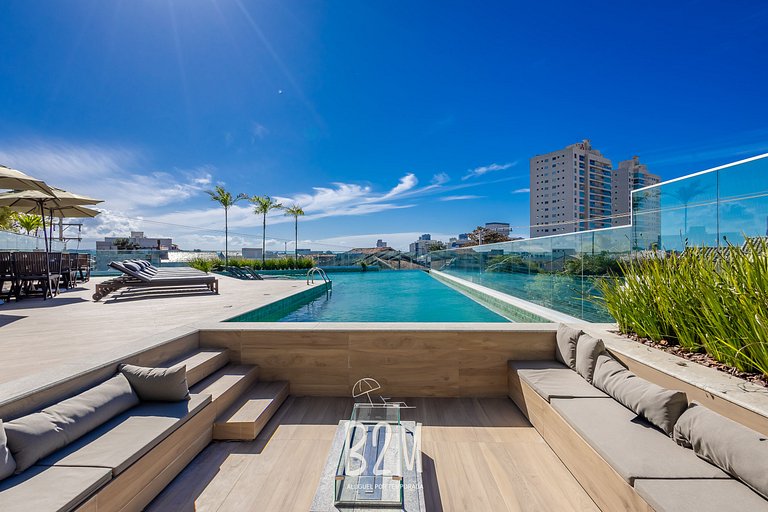 Home Club | Vista Mar, piscina e Beto Carrero